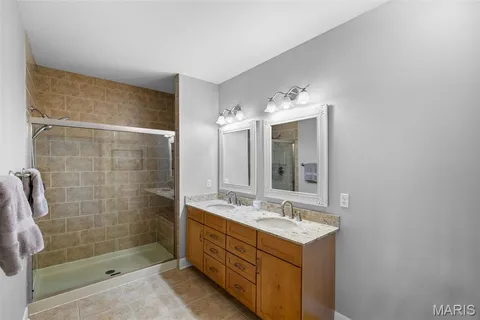 $335,000 | 2211 South Grand Boulevard, Unit 210, St. Louis, MO 63104