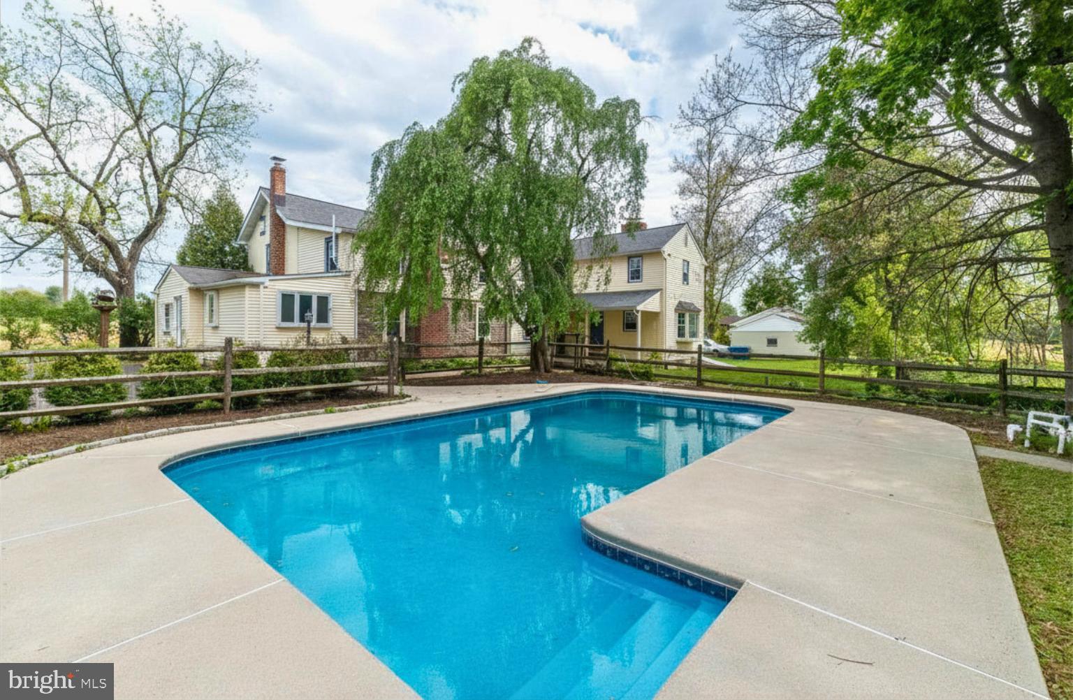 1320 Branch Road Perkasie, PA 18944 - Photo 12 of 84 Chlorine pool