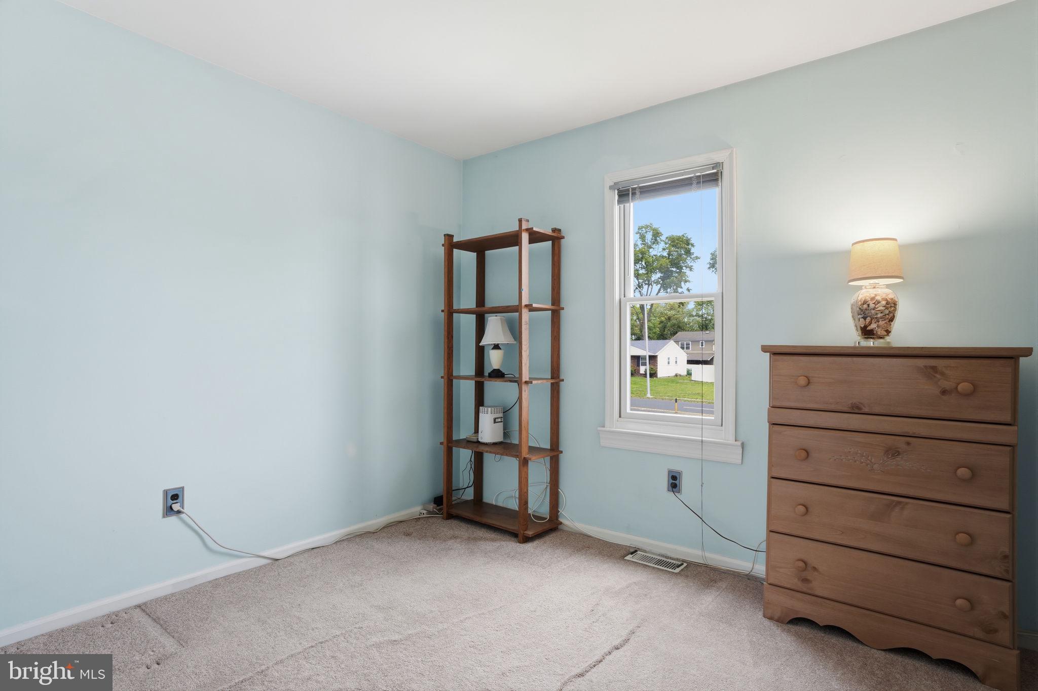 618 South Oxford Valley Road Fairless Hills, PA 19030 - Photo 25 of 36