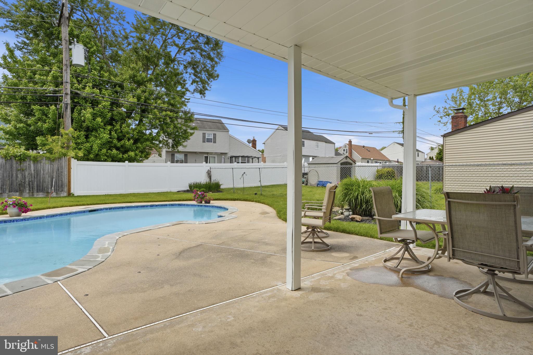 618 South Oxford Valley Road Fairless Hills, PA 19030 - Photo 29 of 36