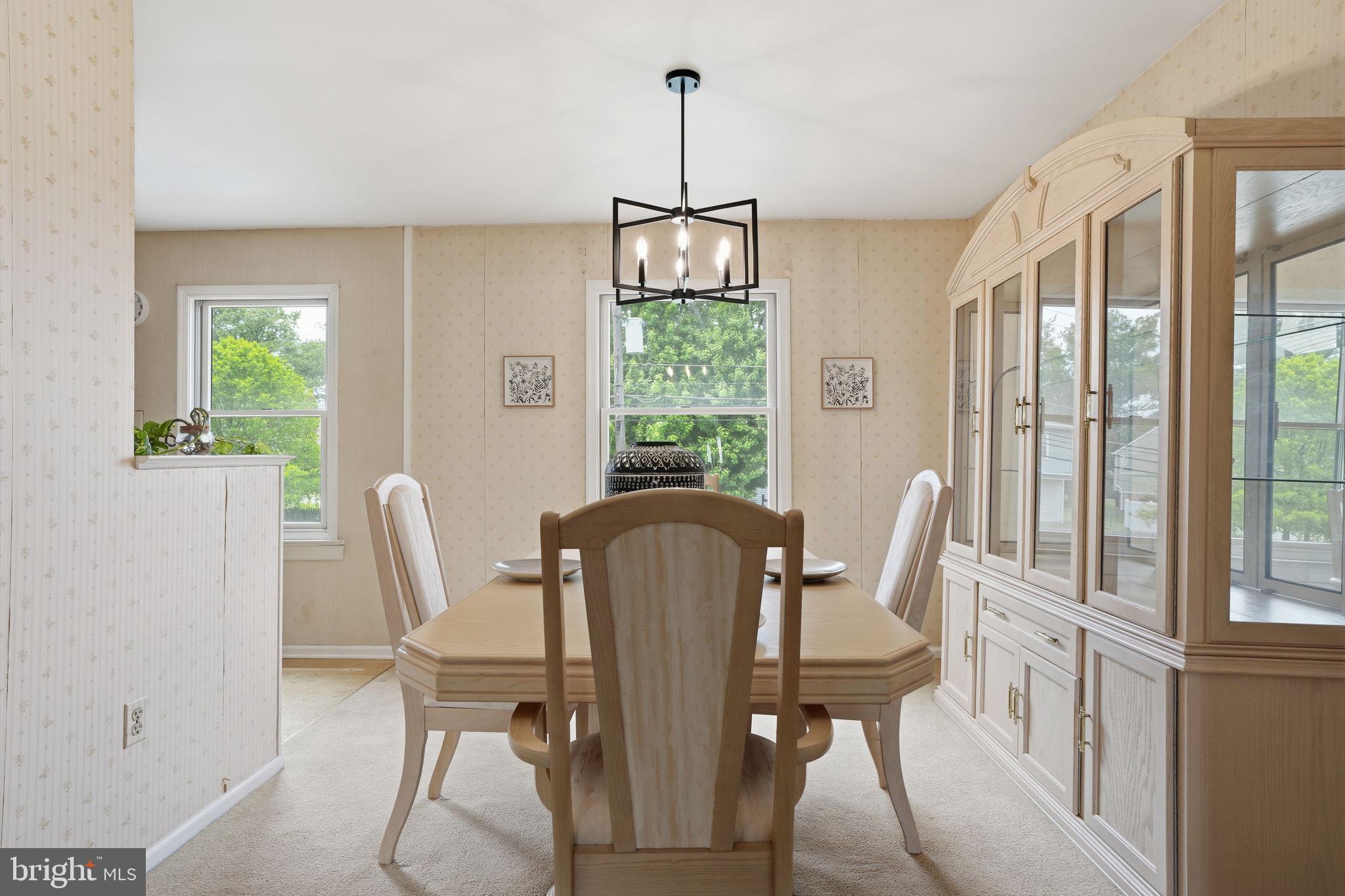 618 South Oxford Valley Road Fairless Hills, PA 19030 - Photo 10 of 36