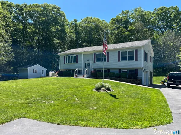 $445,000 | 86 F Whippoorwill Hollow Road, Franklin, CT 06254