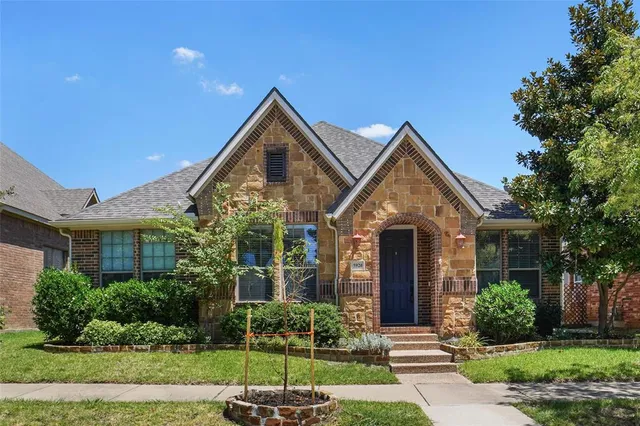 $2,500 | 5920 Pedernales Ridge, North Richland Hills, TX 76180