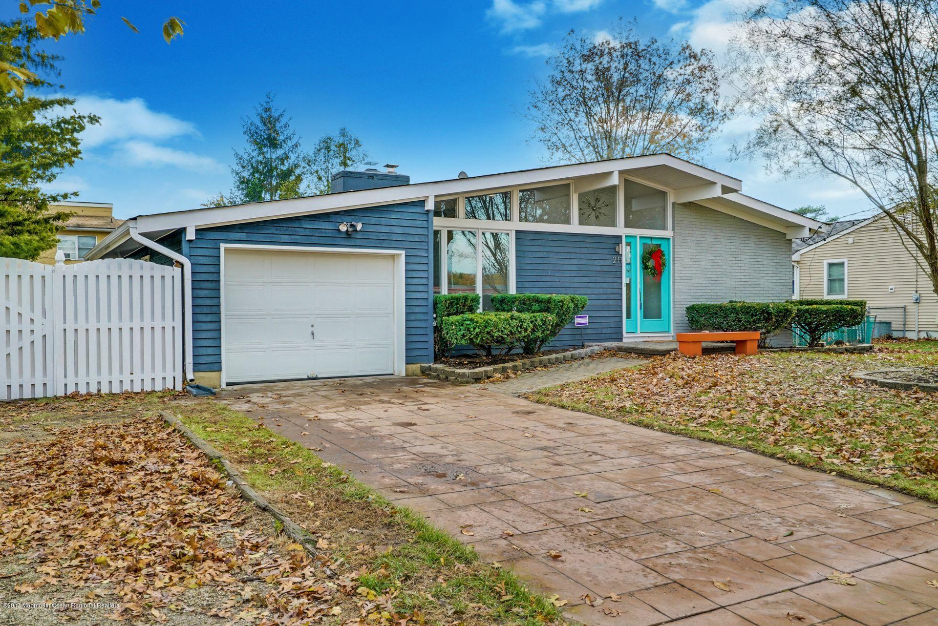 211 Teal Road Brick, NJ 08723 - Photo 1 of 35 1
