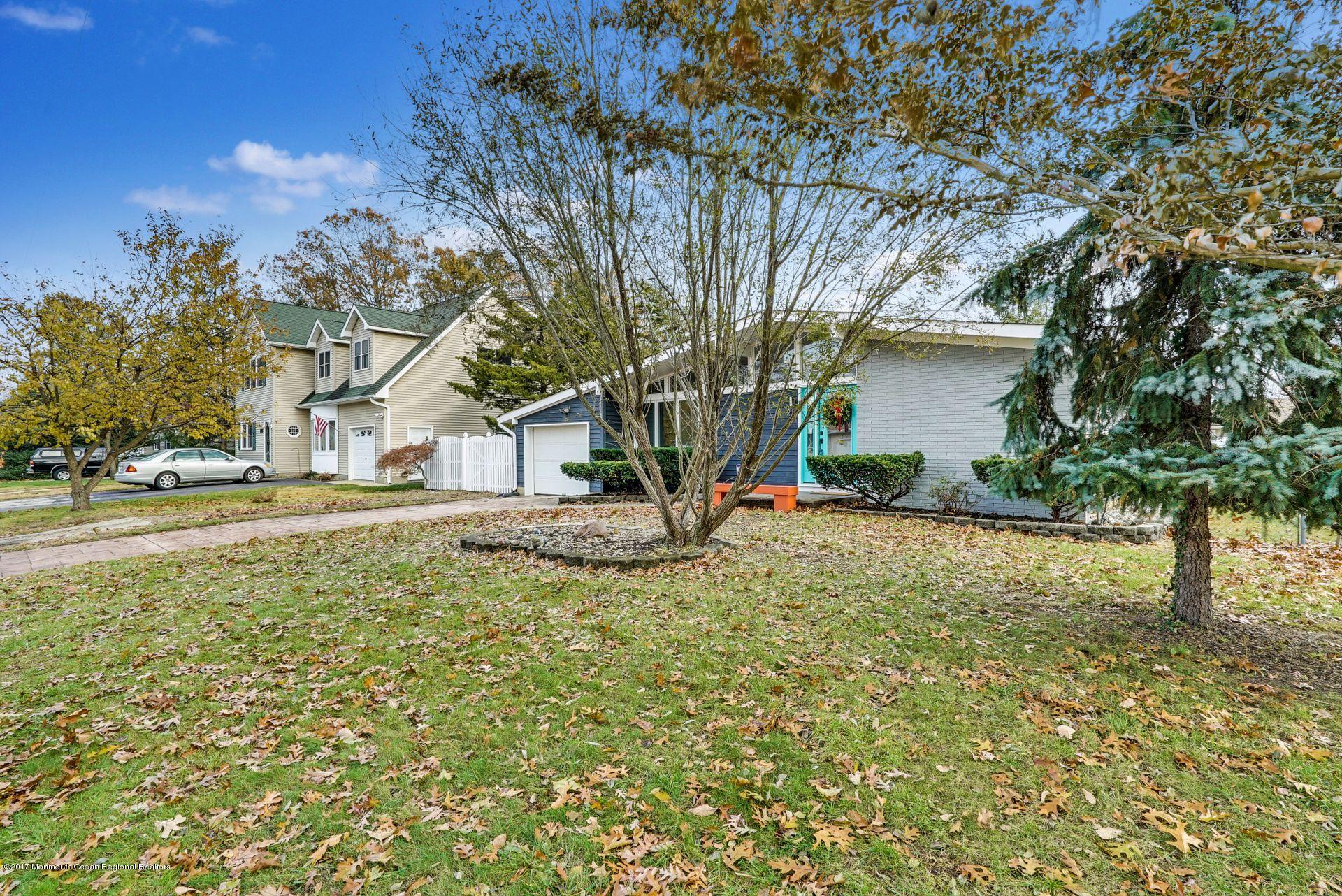 211 Teal Road Brick, NJ 08723 - Photo 5 of 35 5