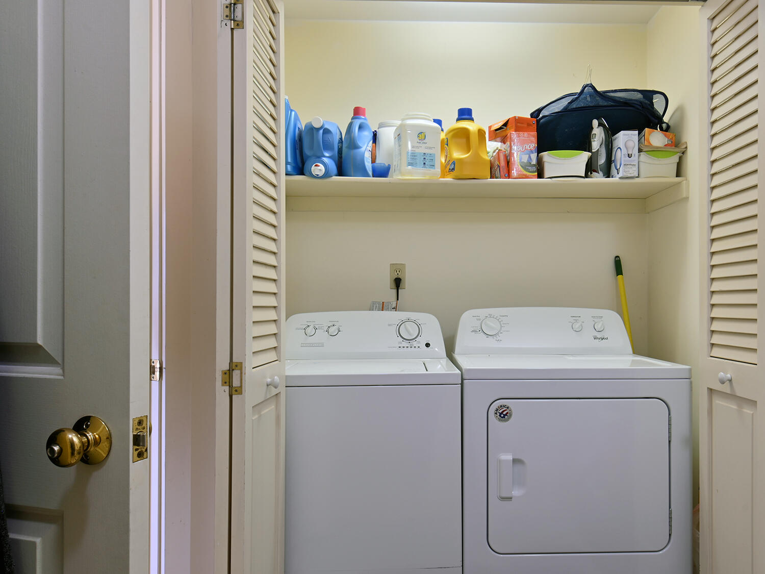 44 Youngs Mountain Road, Unit 3 Bar Harbor, ME 04609 - Photo 36 of 42 Bathroom Laundry