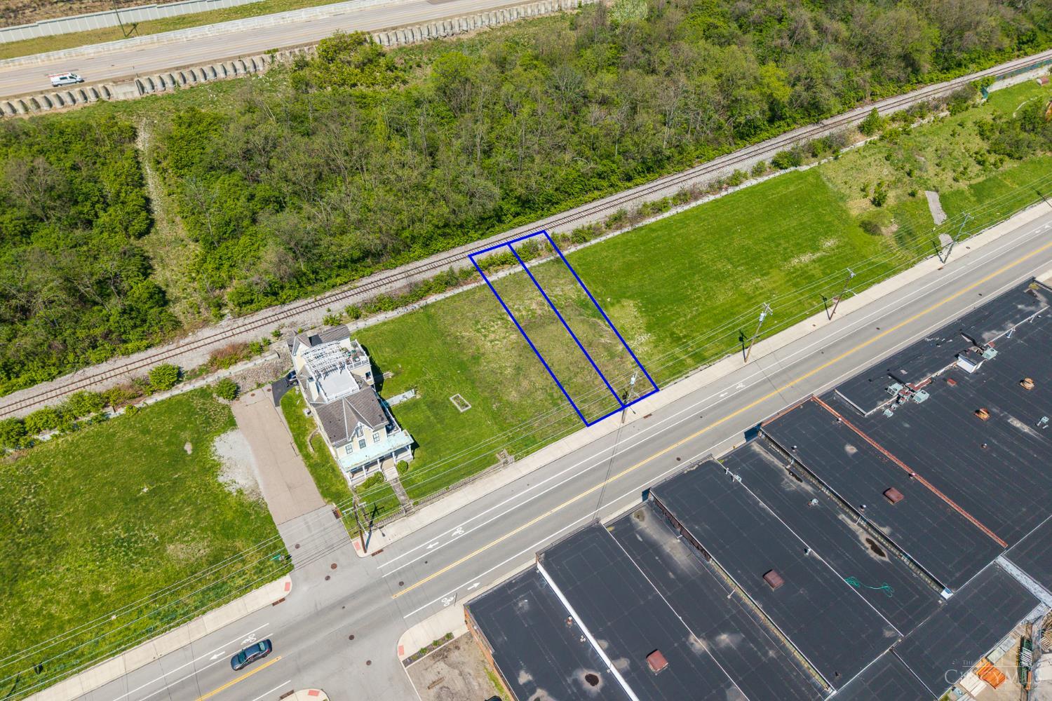 2010 Riverside Drive Cincinnati, OH 45202 - Photo 6 of 8