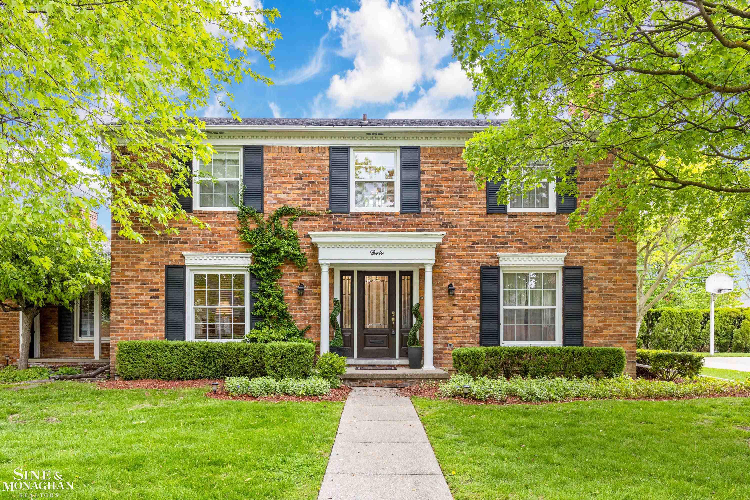 40 North Duval Road Grosse Pointe, MI 48236 - Photo 1 of 33 50109733.JPG