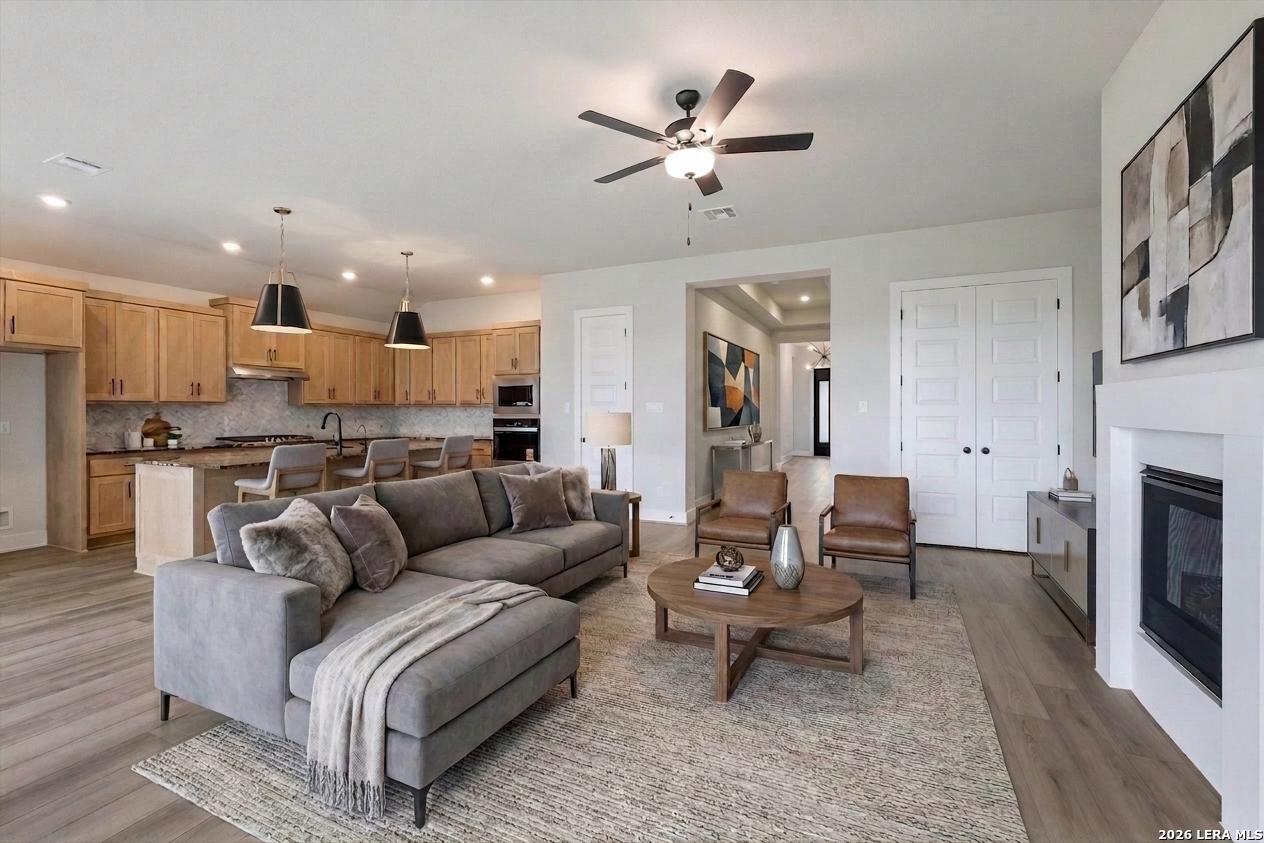 421 Fandango Boerne, TX 78006 - Photo 2 of 22