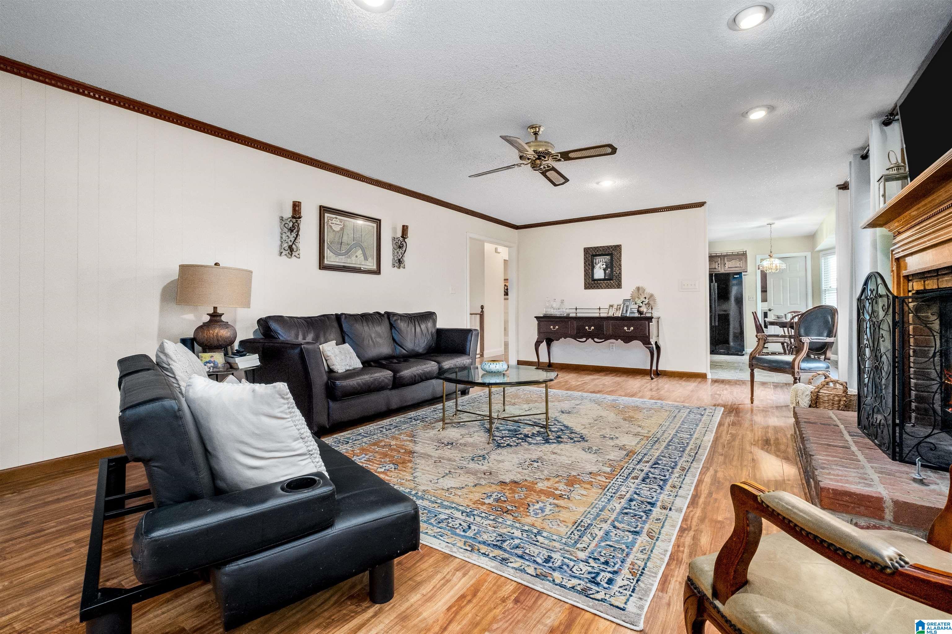 401 Roper Drive Trussville, AL 35173 - Photo 5 of 45