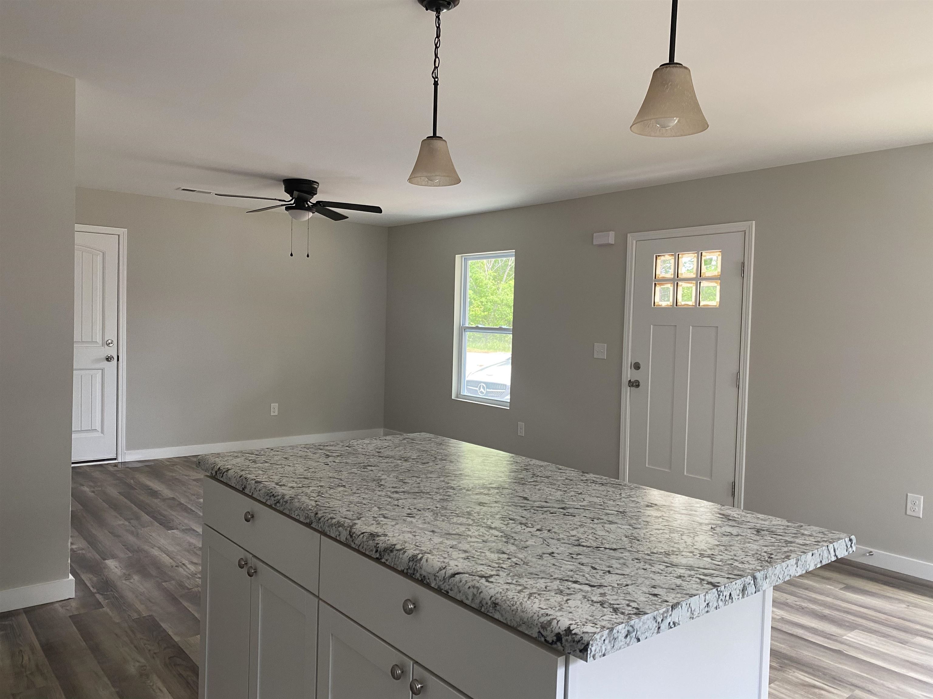 336 Skyline Road Greer, SC 29651 - Photo 3 of 10 Gallery Image 3