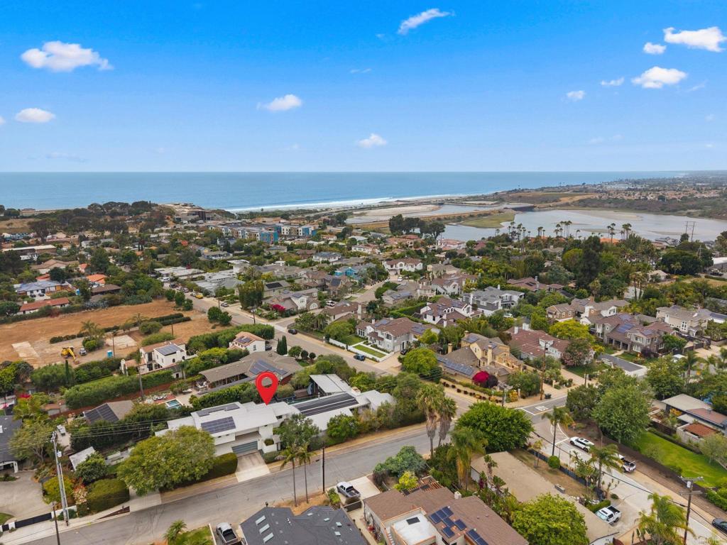 1866 Sheridan Road Encinitas, CA 92024 - Photo 4 of 75 West of 5