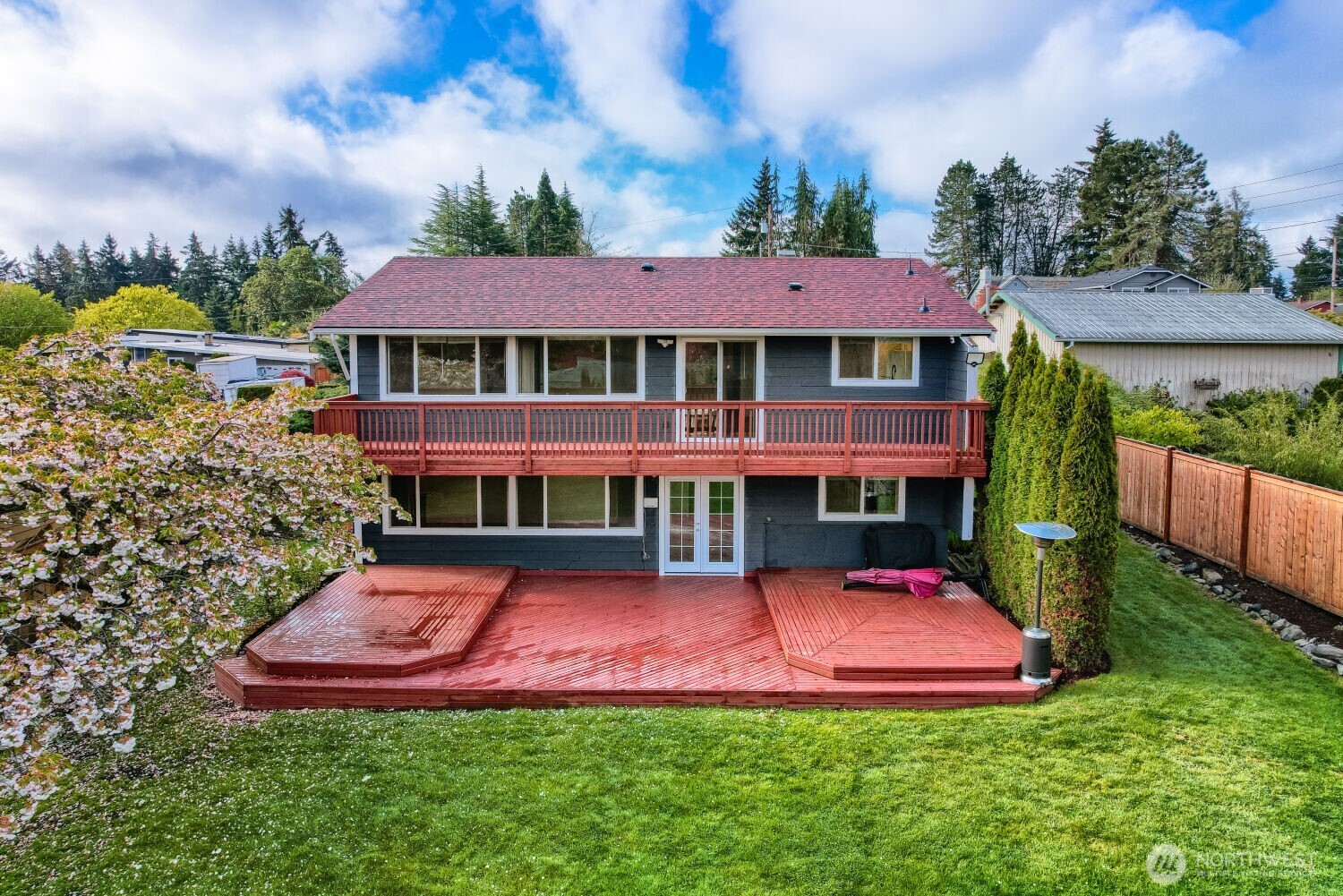 3618 South 243rd Street Kent, WA 98032 - Photo 31 of 37 front view of a house with a yard