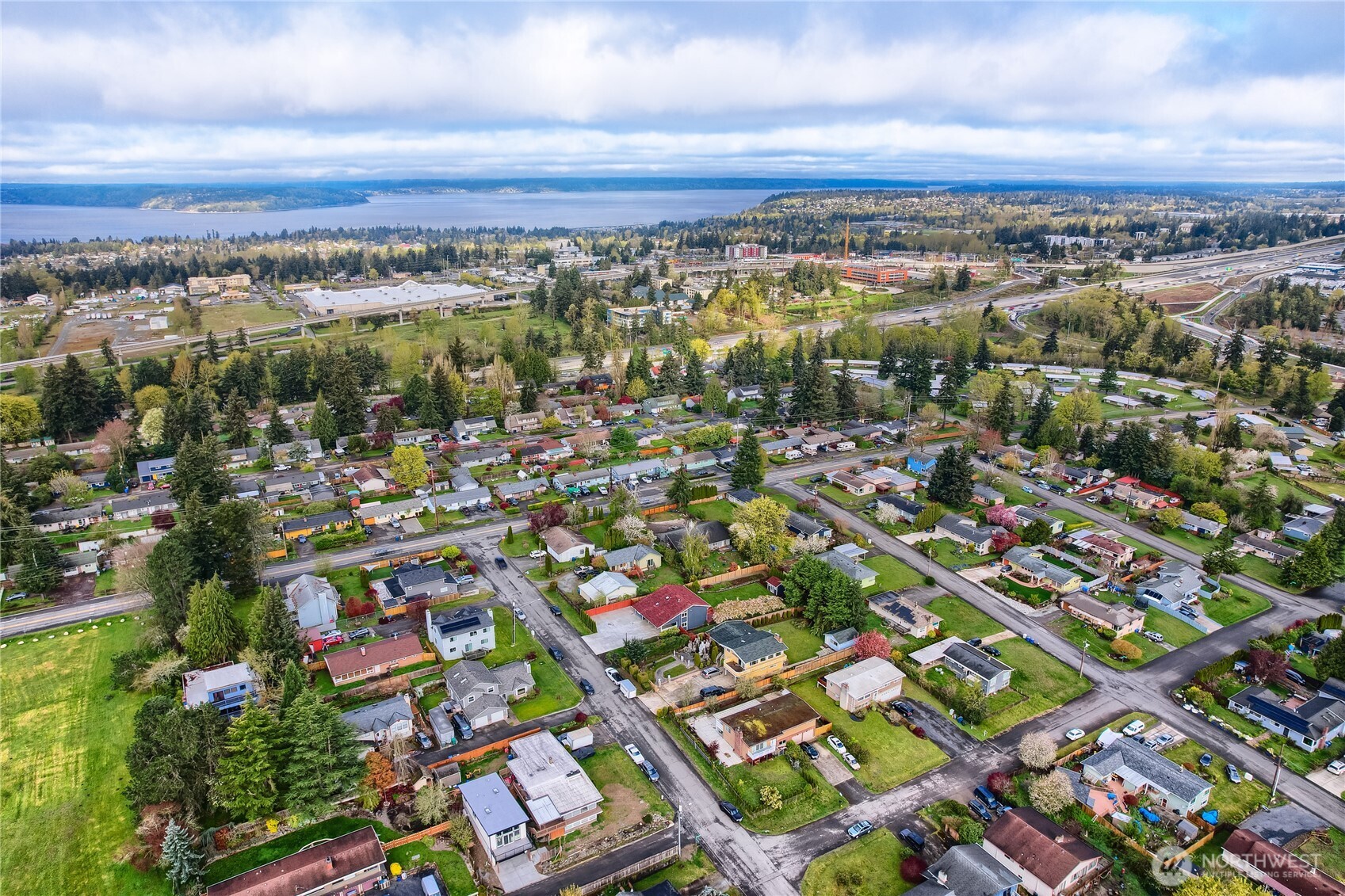 3618 South 243rd Street Kent, WA 98032 - Photo 33 of 37 an aerial view of multiple house