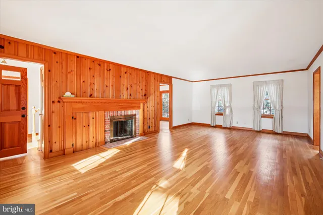 $339,000 | 211 Bloomingdale Avenue, Federalsburg, MD 21632