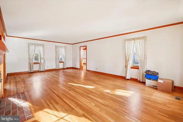 $339,000 | 211 Bloomingdale Avenue, Federalsburg, MD 21632