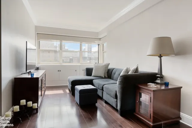 $635,000 | 35 Park Avenue, Unit 8H | Murray Hill