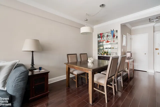 $635,000 | 35 Park Avenue, Unit 8H | Murray Hill