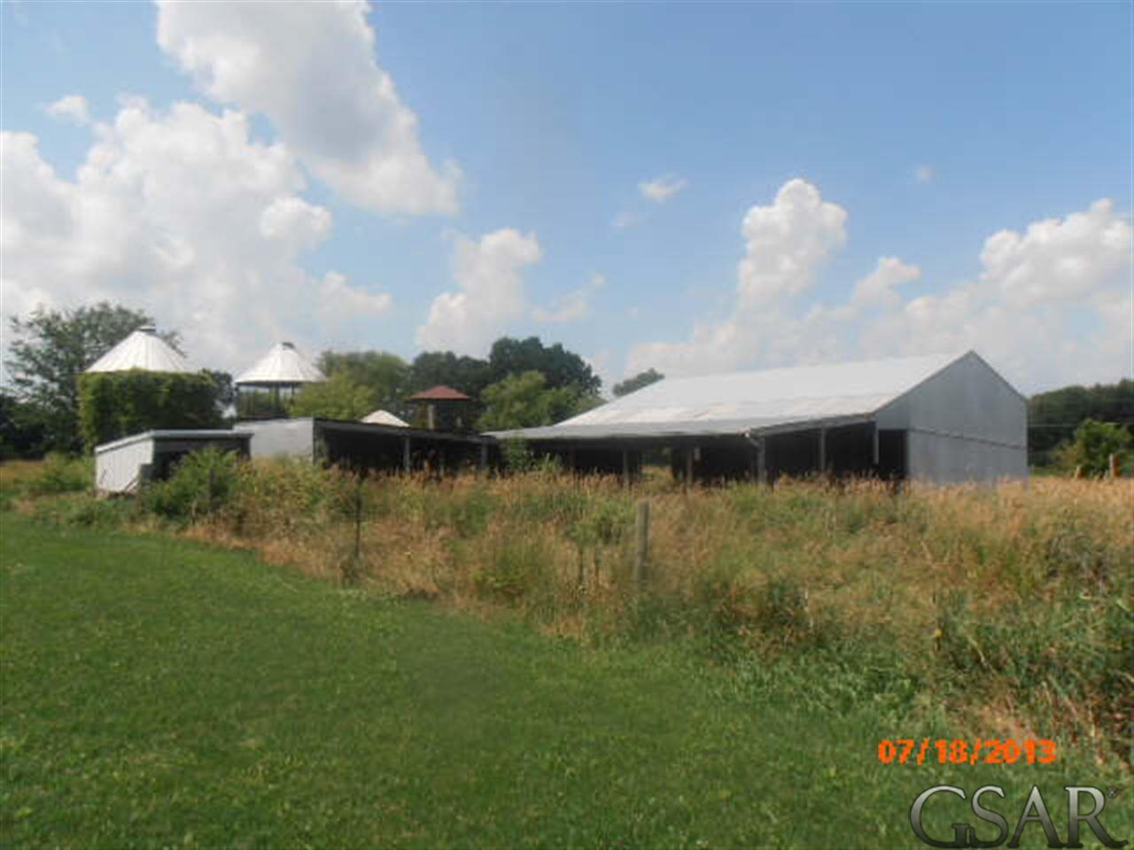 6448 Hammond Road Ovid, MI 48866 - Photo 17 of 24 31158406-16.JPG