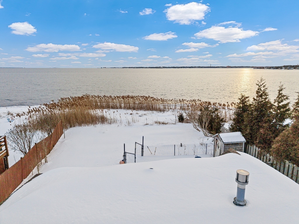 27 Bayview Avenue Fairhaven, MA 02719 - Photo 10 of 33