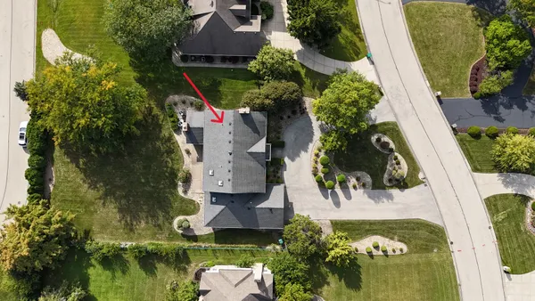 $719,000 | 8115 Pluskota Drive, Orland Park, IL 60462