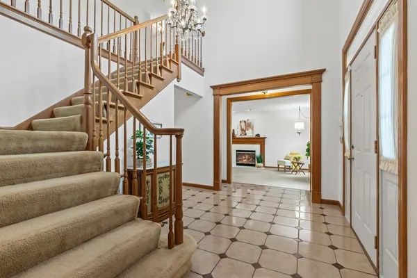 $719,000 | 8115 Pluskota Drive, Orland Park, IL 60462