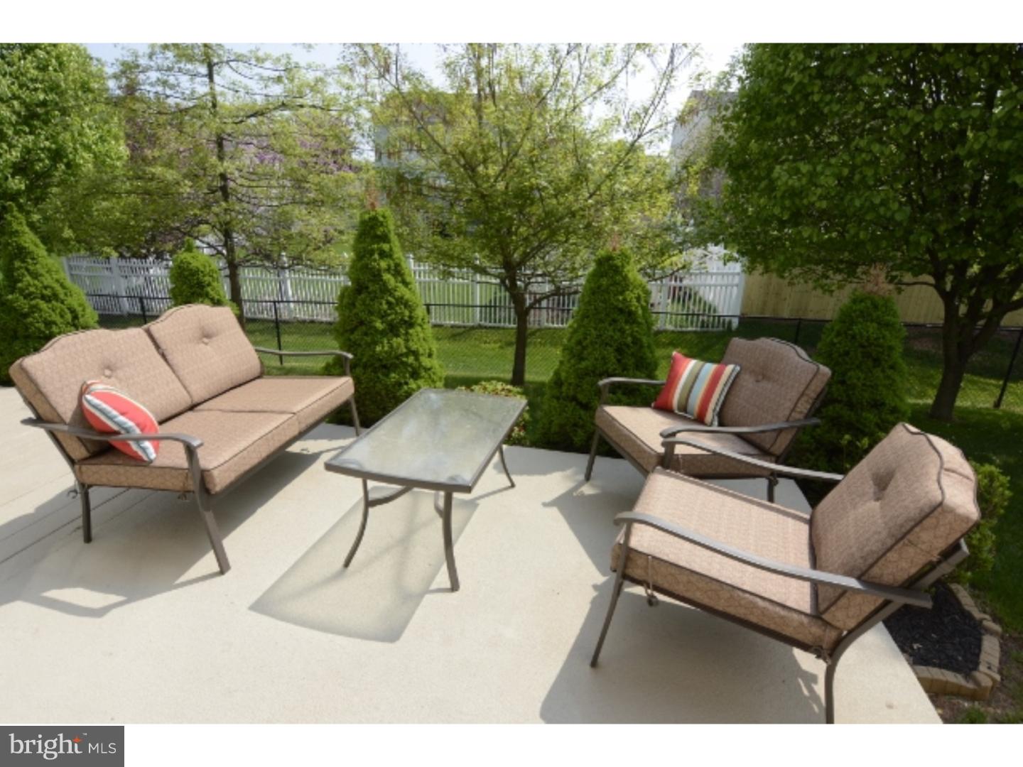 4369 Hillside Road Reading, PA 19606 - Photo 16 of 17 Patio
