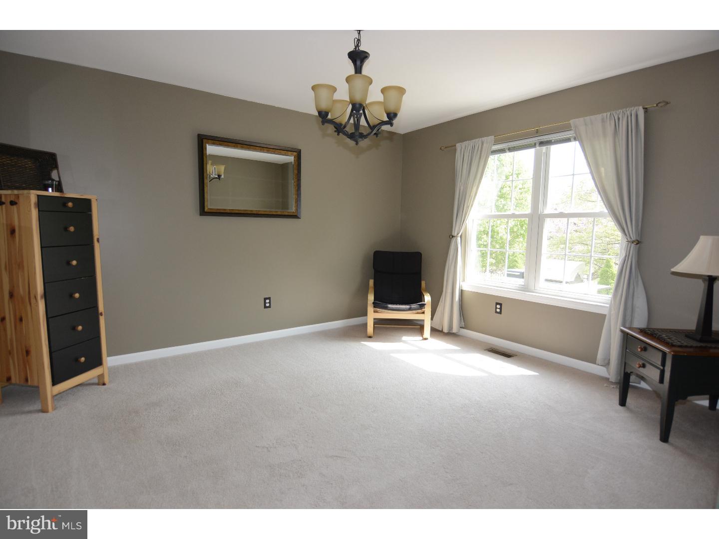 4369 Hillside Road Reading, PA 19606 - Photo 4 of 17 Dining Room