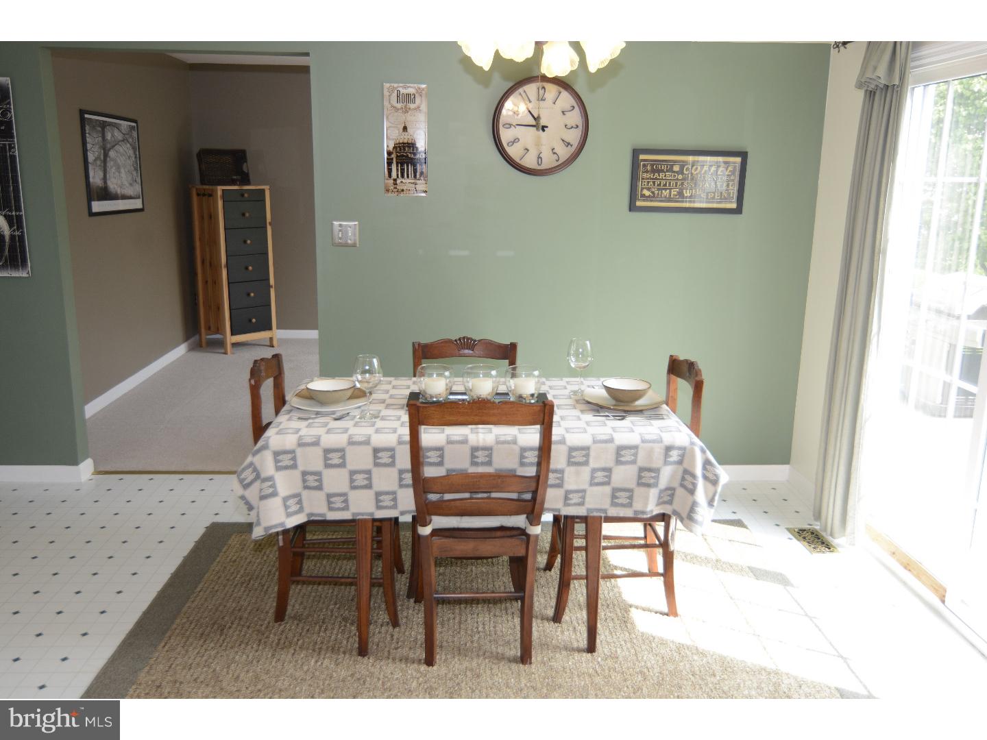 4369 Hillside Road Reading, PA 19606 - Photo 5 of 17 Breakfast Room