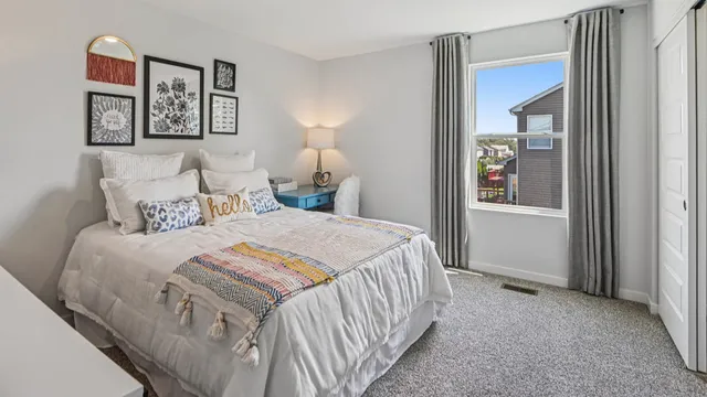 $488,990 | 984 Sapphire Lane, Montgomery, IL 60538