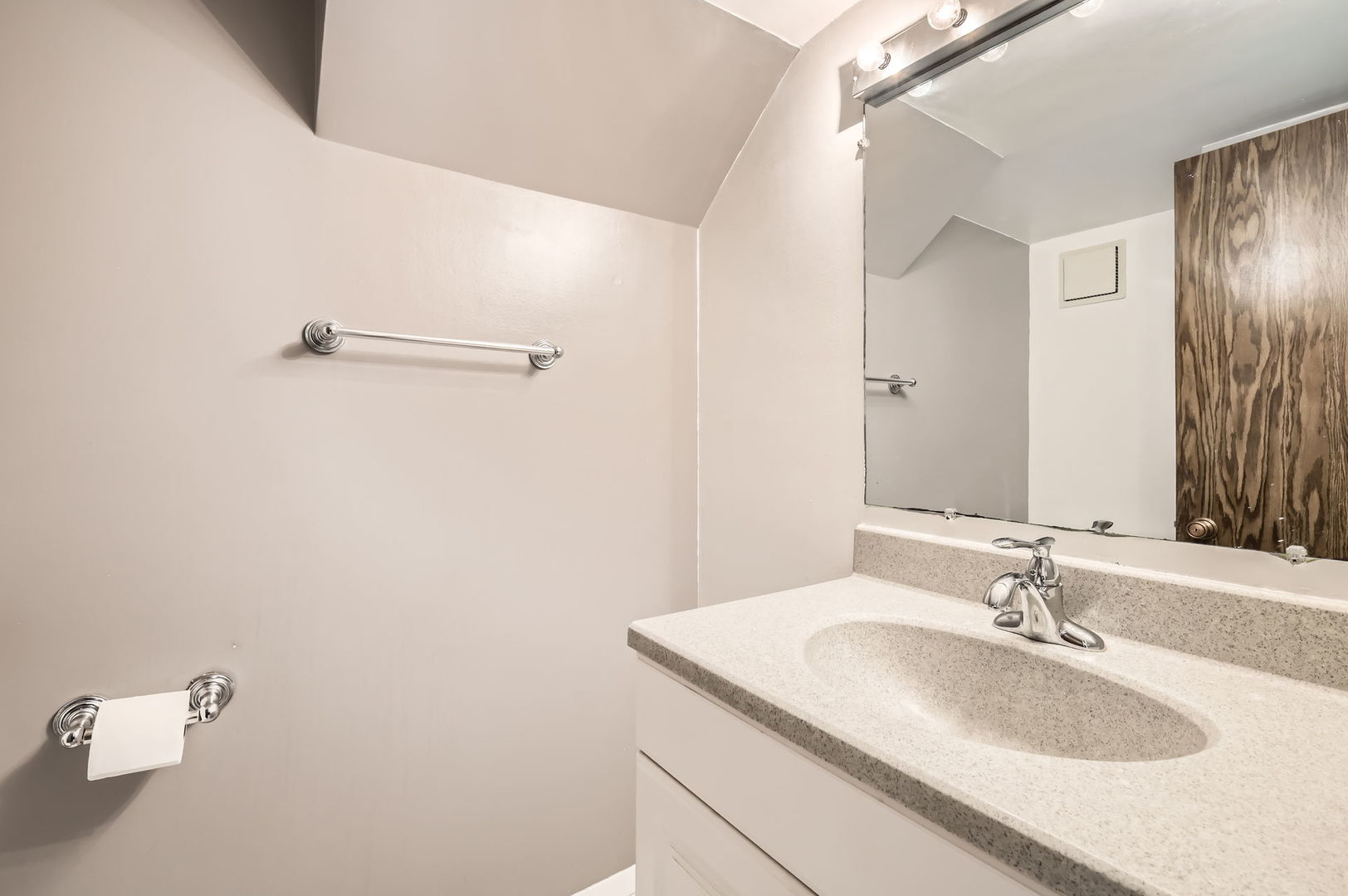 278 Nantucket Harbor Schaumburg, IL 60193 - Photo 7 of 14