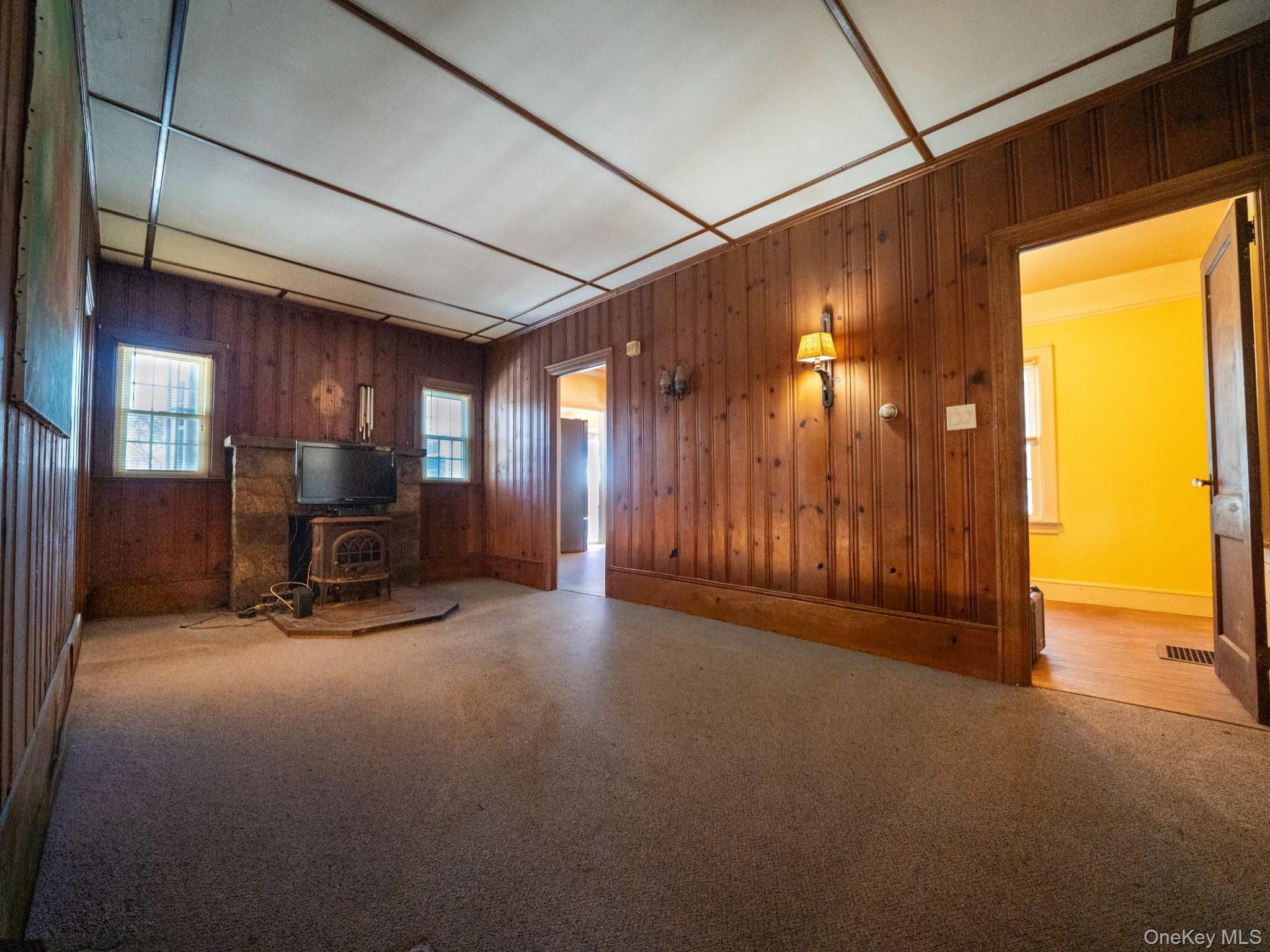 204 Brook Road Mahopac, NY 10541 - Photo 5 of 19