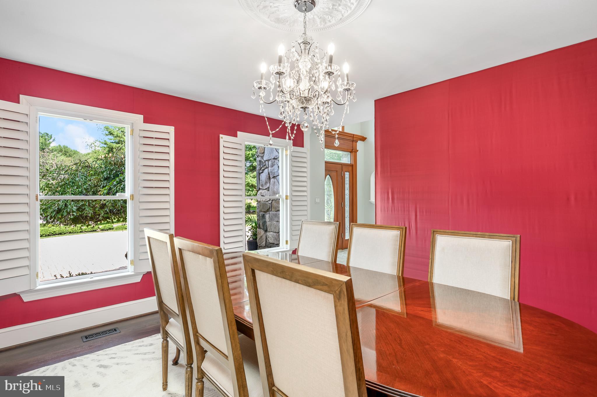 337 River Bend Road Great Falls, VA 22066 - Photo 16 of 92 Formal dining