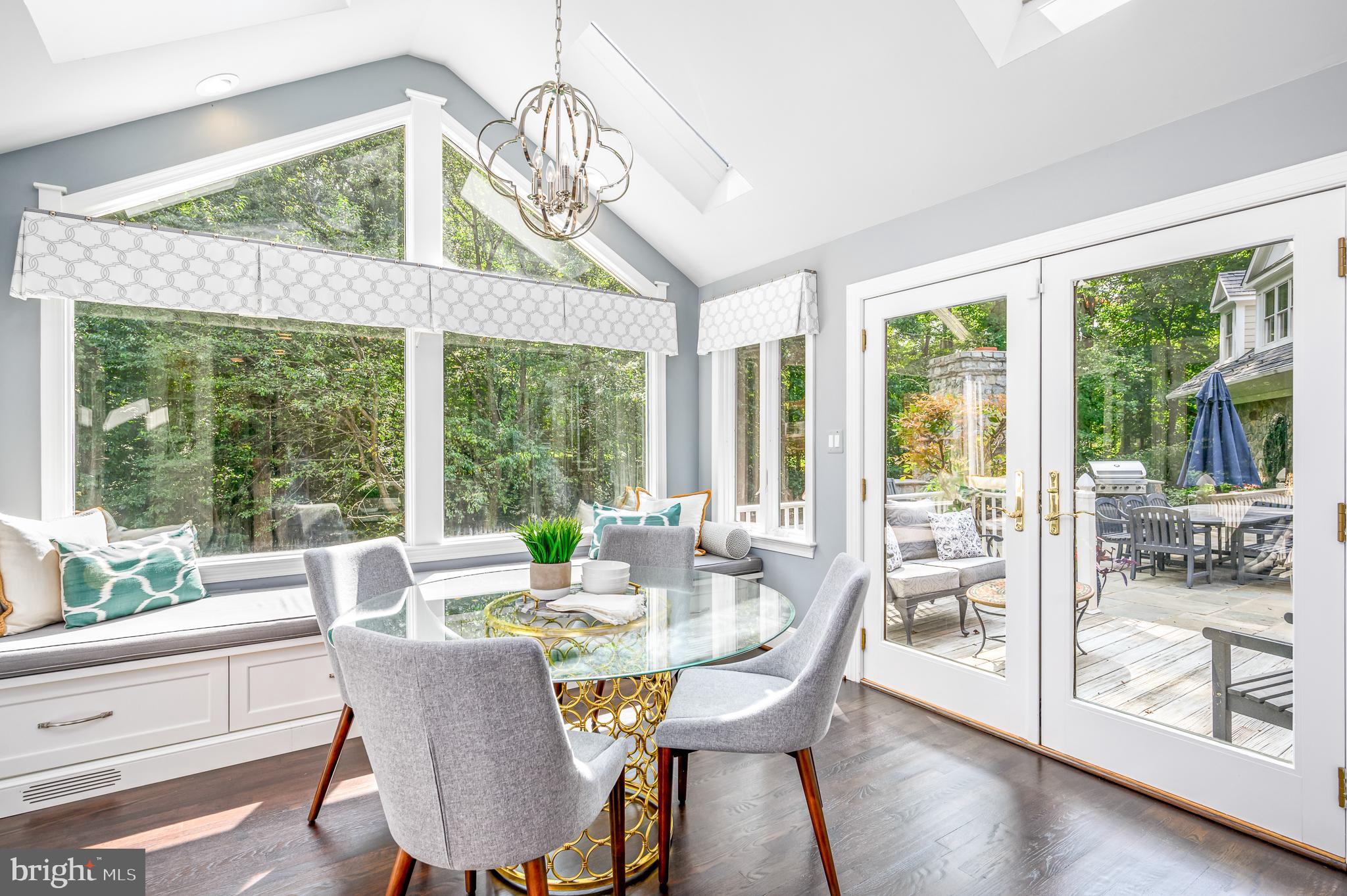337 River Bend Road Great Falls, VA 22066 - Photo 18 of 92 Four season sunroom