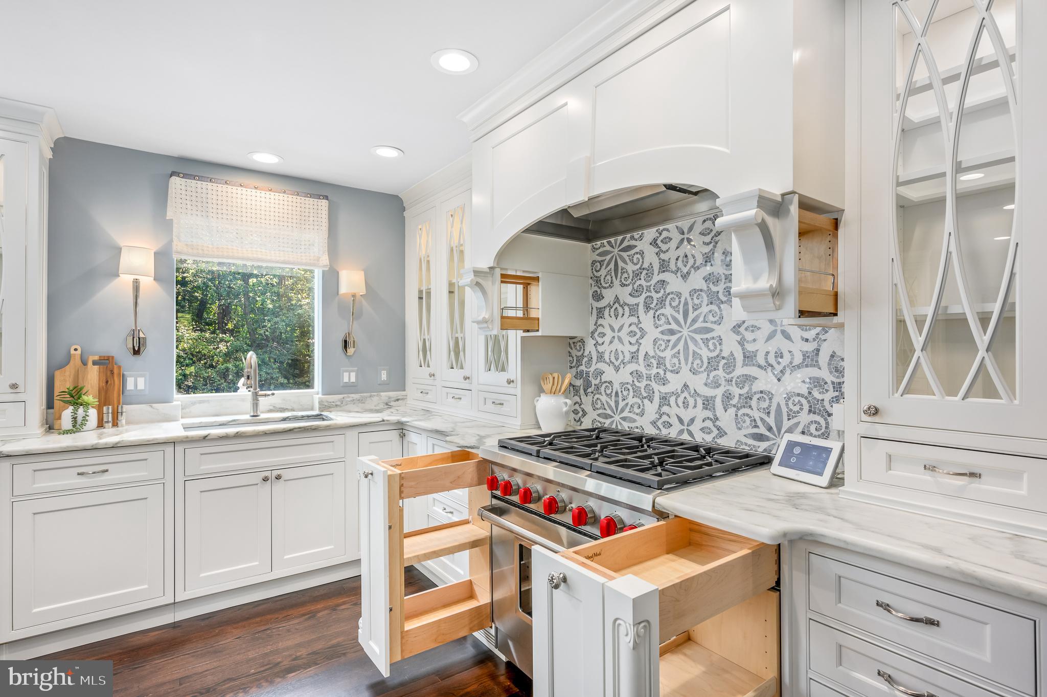 337 River Bend Road Great Falls, VA 22066 - Photo 24 of 92 Designed with function in mind