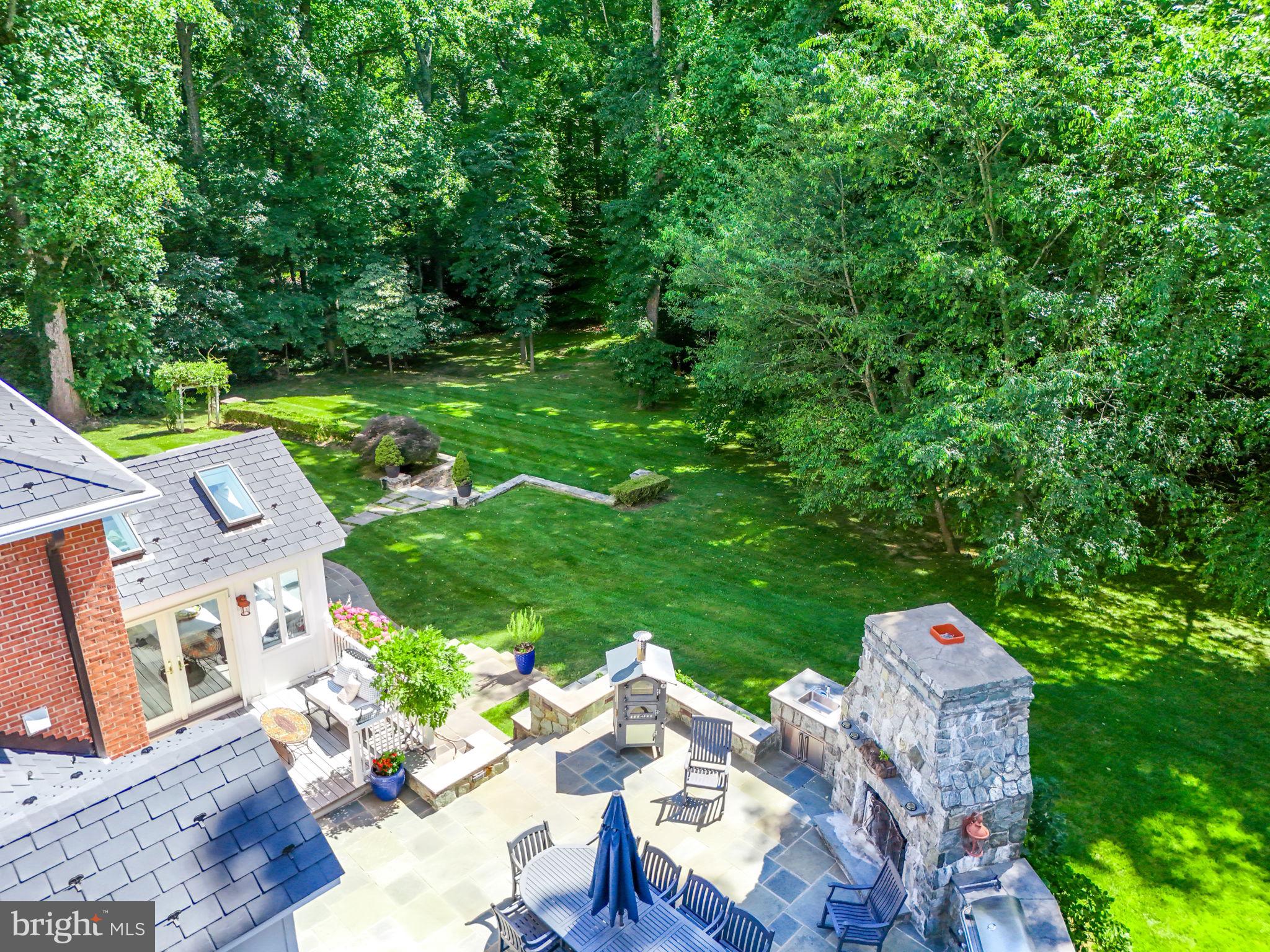 337 River Bend Road Great Falls, VA 22066 - Photo 62 of 92 Back exterior