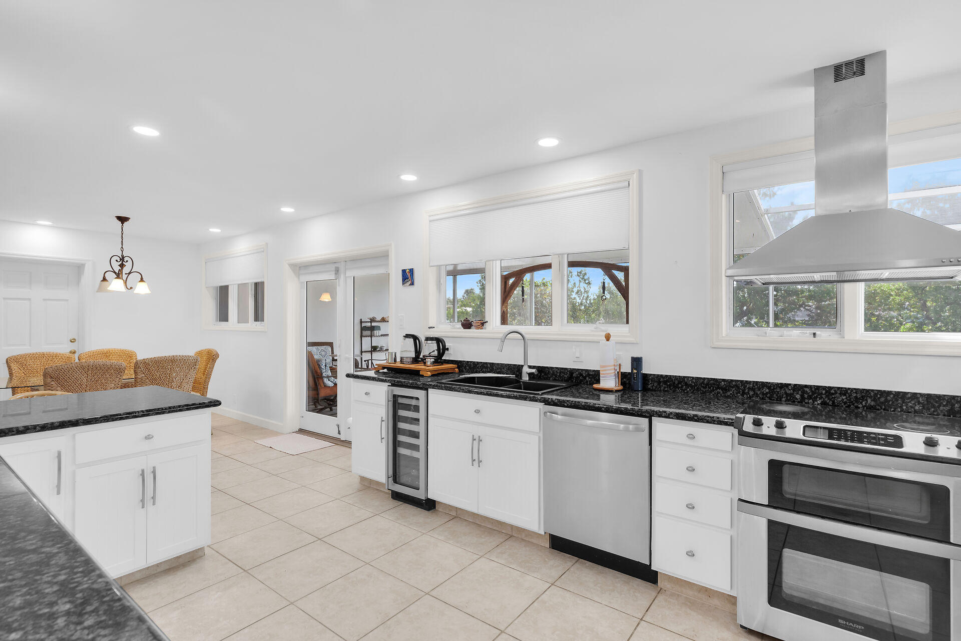 7501 Gulfstream Boulevard Marathon, FL 33050 - Photo 14 of 48 Kitchen