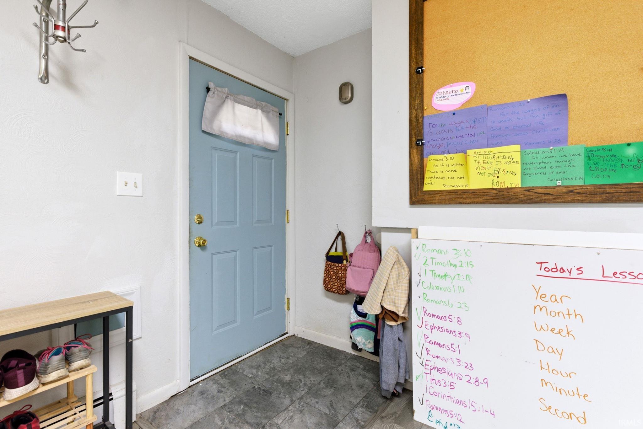 401 West 39th Street Marion, IN 46953 - Photo 5 of 36