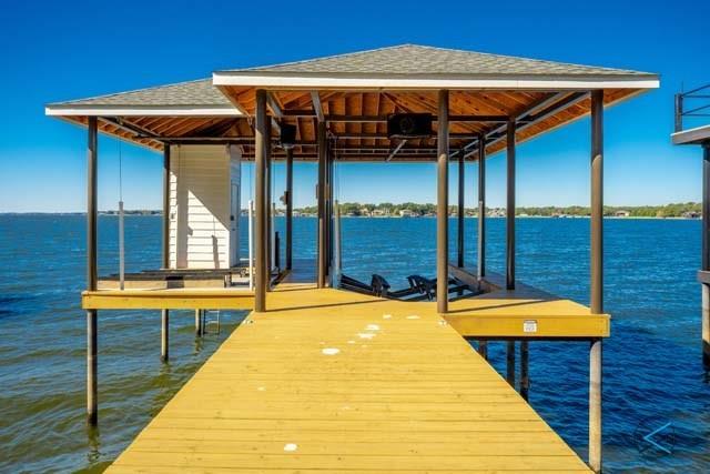 6209 Point La Vista Road Malakoff, TX 75148 - Photo 31 of 38 a patio with table and chairs