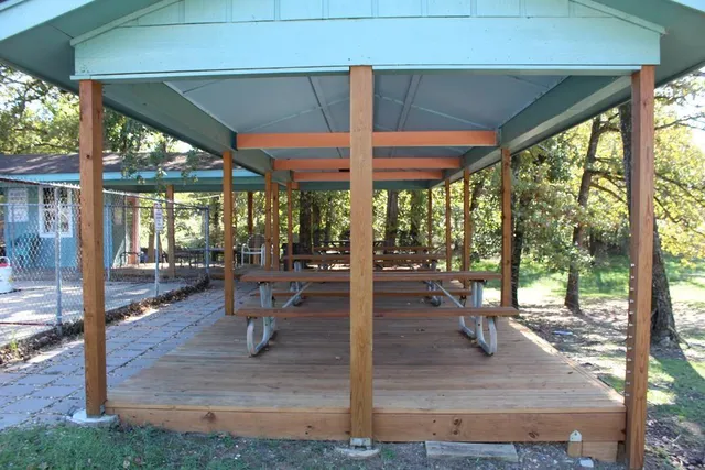 $985,000 | 6209 Point La Vista Road, Malakoff, TX 75148