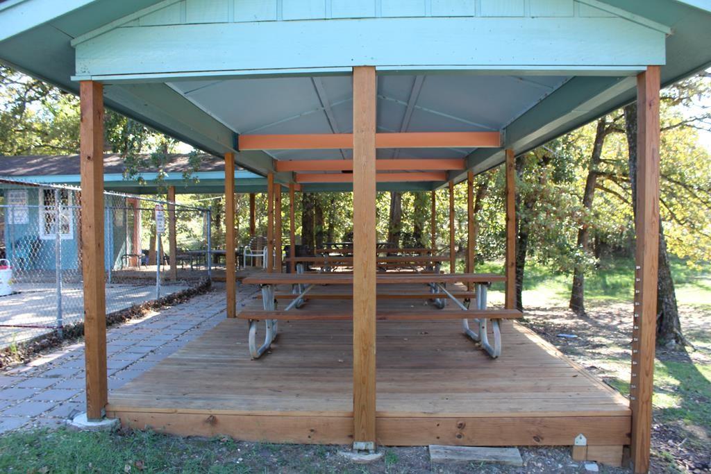 6209 Point La Vista Road Malakoff, TX 75148 - Photo 38 of 38 a view of a living room and hardwood floor