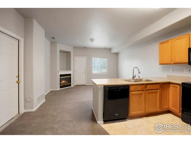 $314,900 | 2143 Coronado Parkway North, Unit 17D, Denver, CO 80229