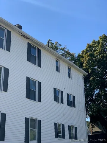 $1,800 | 30 Cottage Street, Unit 3, Bristol, CT 06010