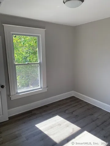 $1,800 | 30 Cottage Street, Unit 3, Bristol, CT 06010