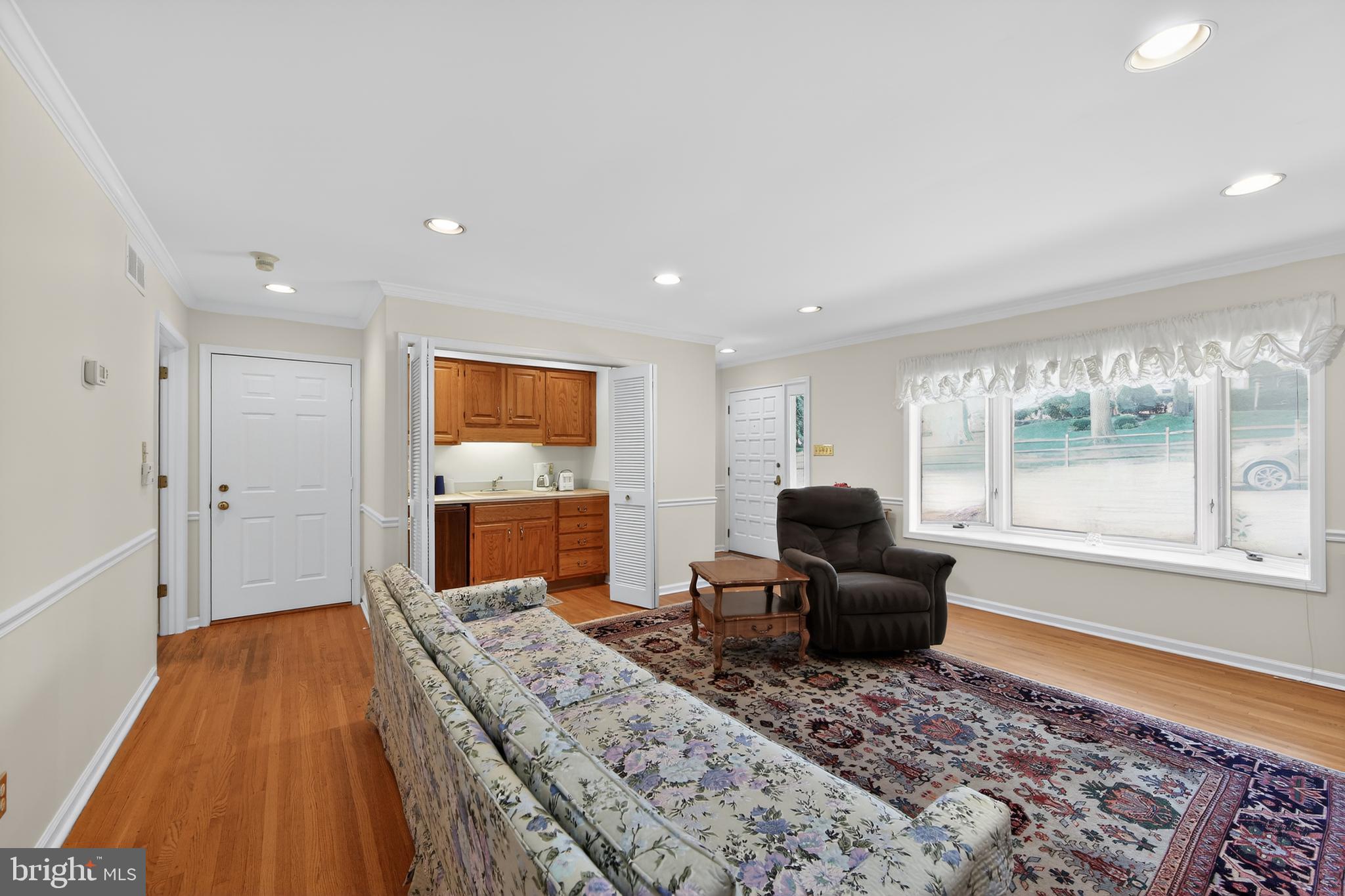 2119 County Line Road Villanova, PA 19085 - Photo 23 of 52 Living Room