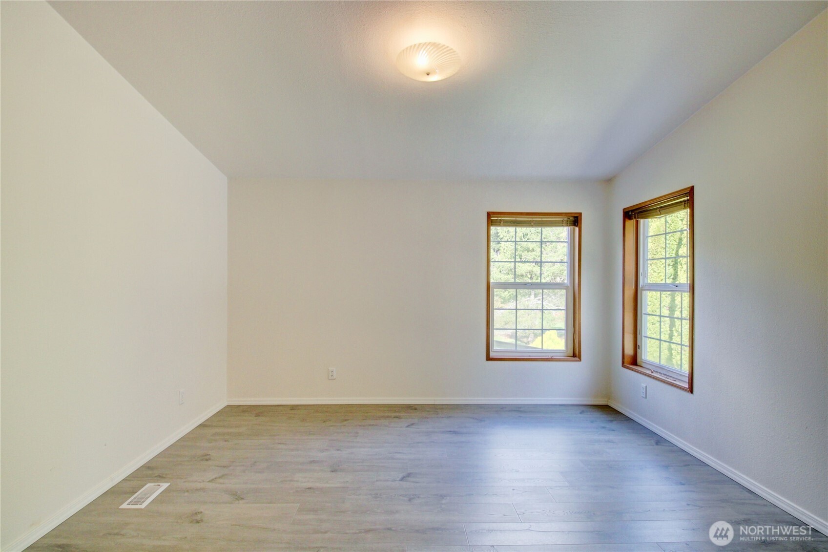 405 Alger Cain Lake Road Sedro-Woolley, WA 98284 - Photo 8 of 38