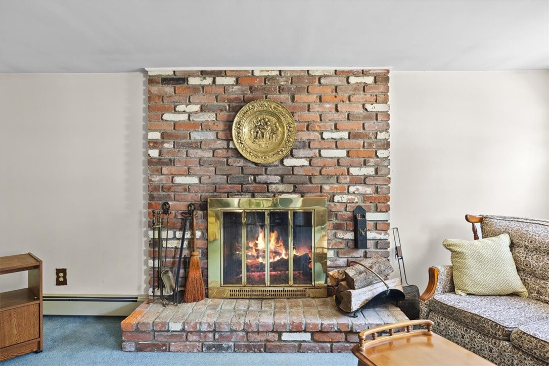 10 Lincoln Avenue Warren, RI 02885 - Photo 12 of 34