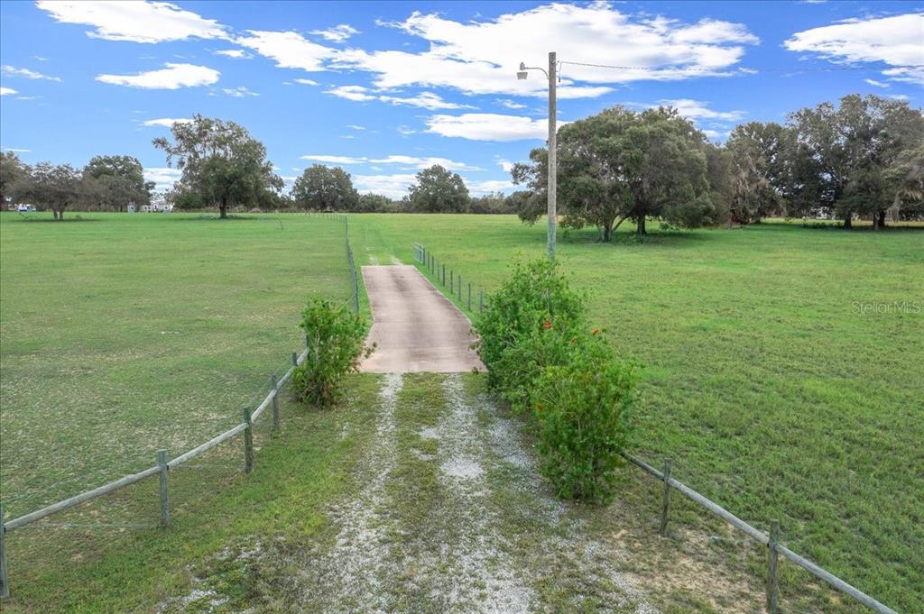 17355 Southeast 260th Avenue Road Umatilla, FL 32784 - Photo 4 of 69