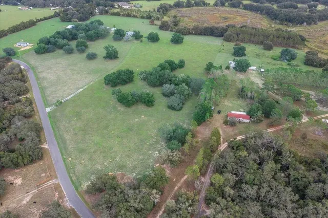 $679,900 | 17355 Southeast 260th Avenue Road, Umatilla, FL 32784