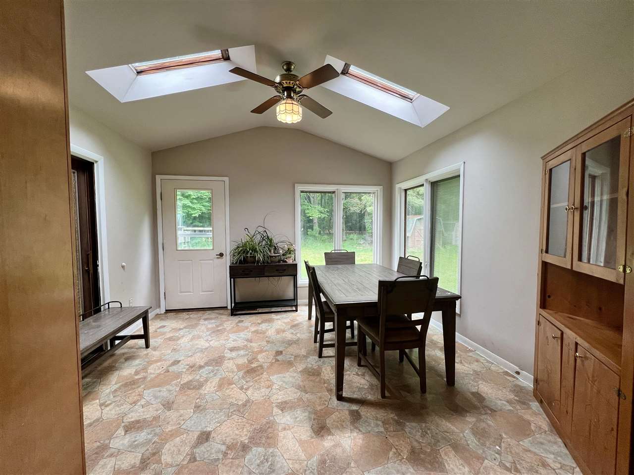 5678 Baker Road Bridgeport, MI 48722 - Photo 17 of 30